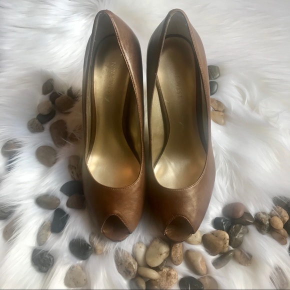 Nine West ‘Francisco’ Peep Toe Heels - Picture 3 of 8